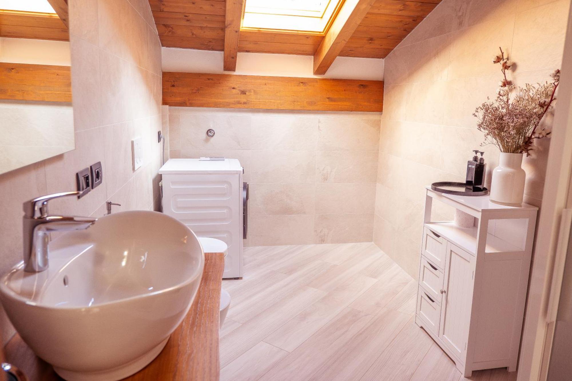 Larius Apartment - Como Lake View Mandello del Lario Ngoại thất bức ảnh